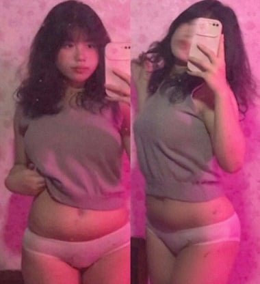 Em mũm mĩm nhấp nhanh và thấy phấn khích